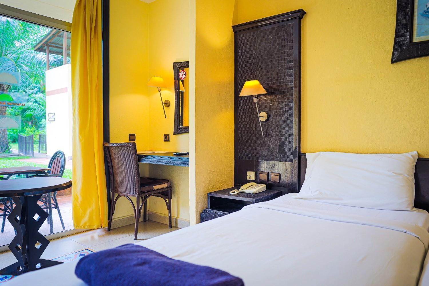 Senegambia Beach Hotel コロリ エクステリア 写真